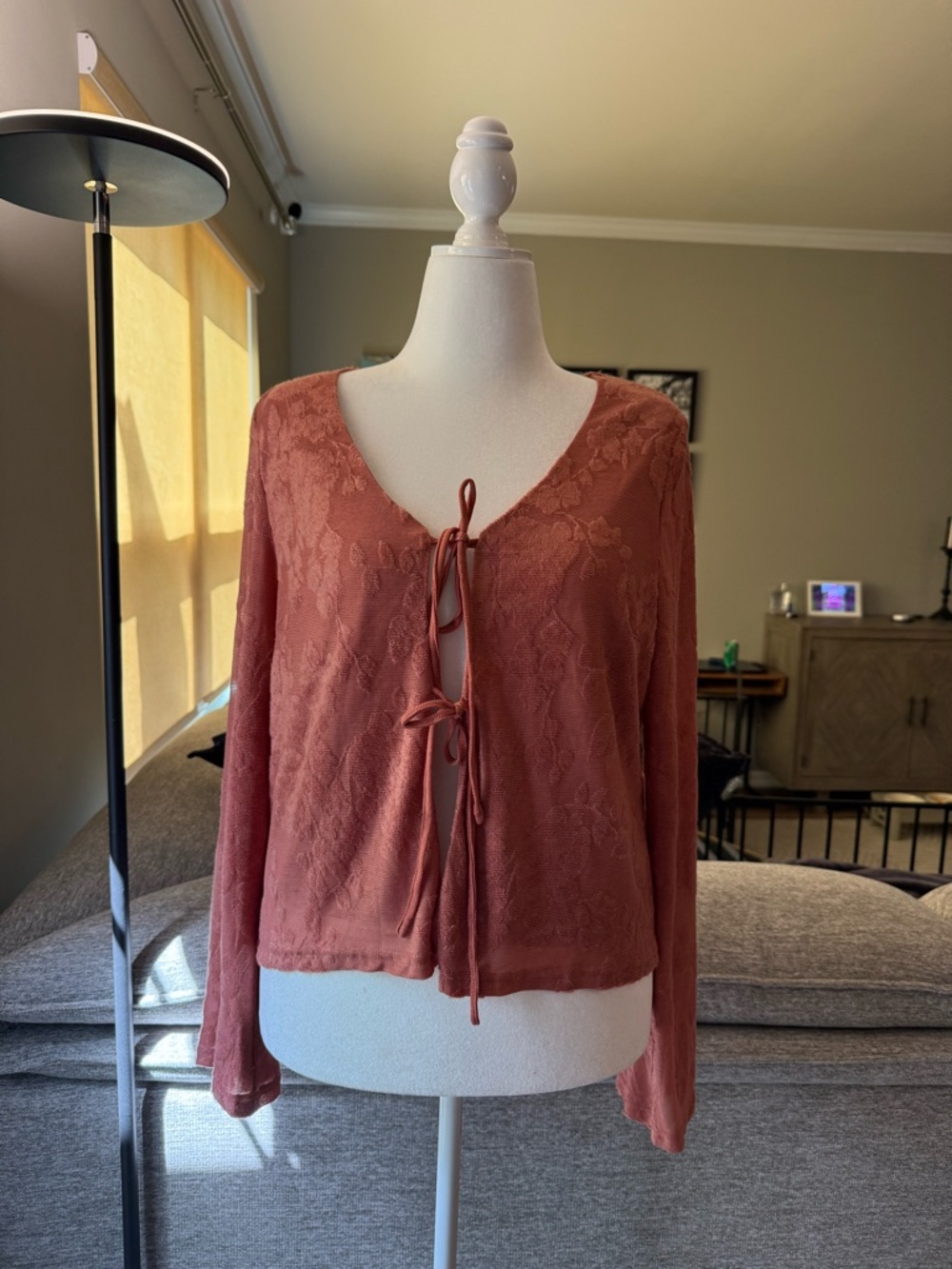 Buckle Lace-Detail Tie-Front Women’s Top in Dusty Rose